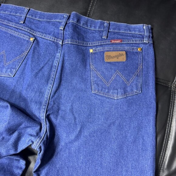 Wrangler Men's Straight Jeans Blue Denim Western Cowboy Cut Relaxed Fit 46x32 - Picture 4 of 16